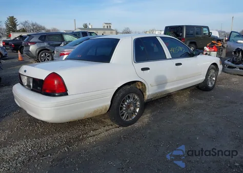2010 Ford Crown Victoria Police/Police Interceptor z USA, uszkodzony, nr VIN 2FABP7BV5AX129186